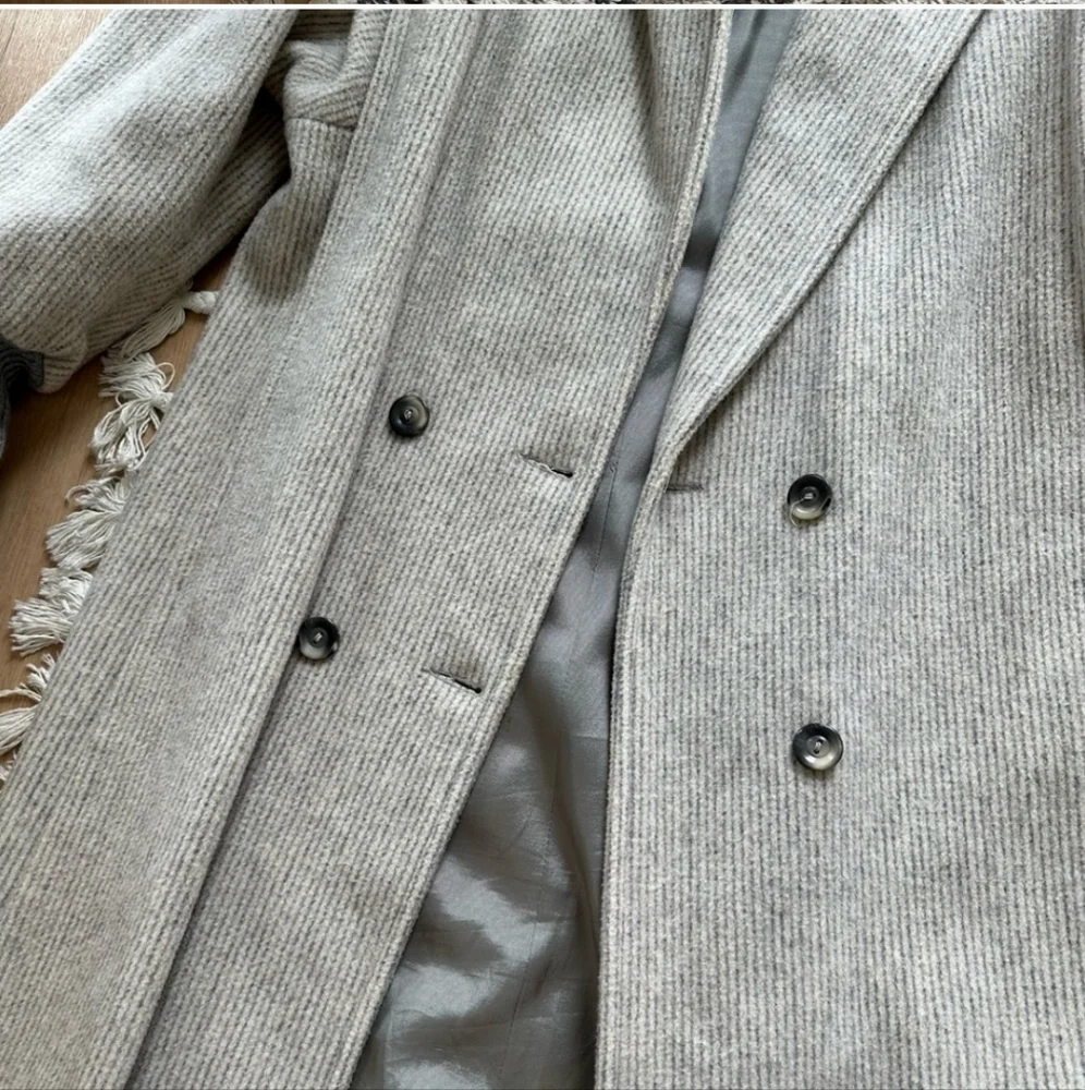 Striped wool coat - Picture 4 of 8